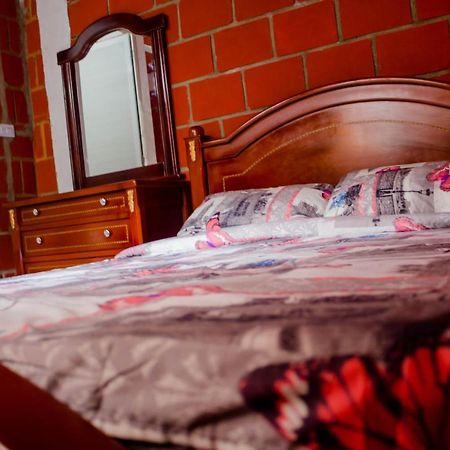 Hostal Familiar La Palma Villa Calima Dış mekan fotoğraf