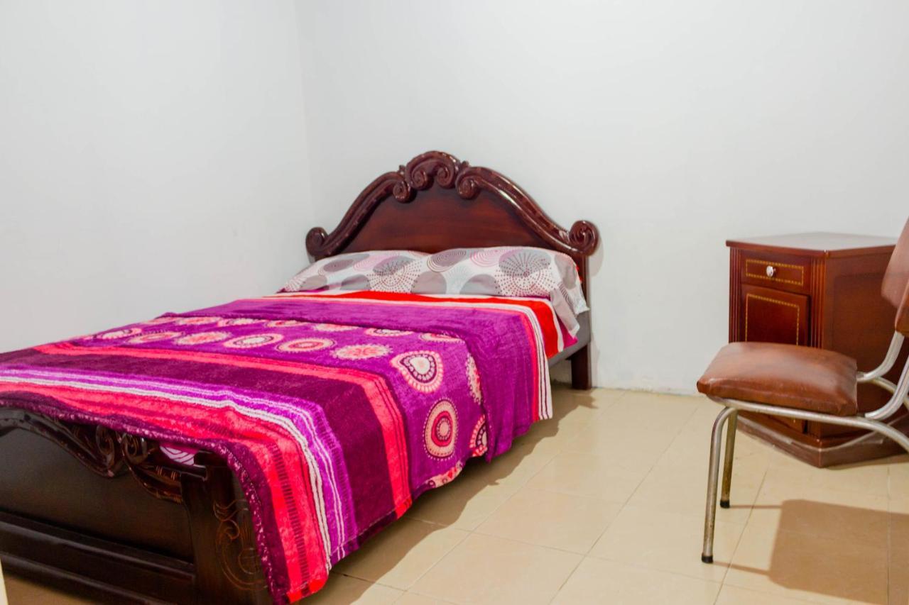 Hostal Familiar La Palma Villa Calima Dış mekan fotoğraf