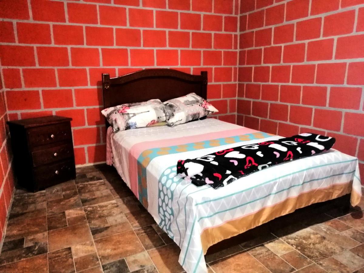 Hostal Familiar La Palma Villa Calima Dış mekan fotoğraf